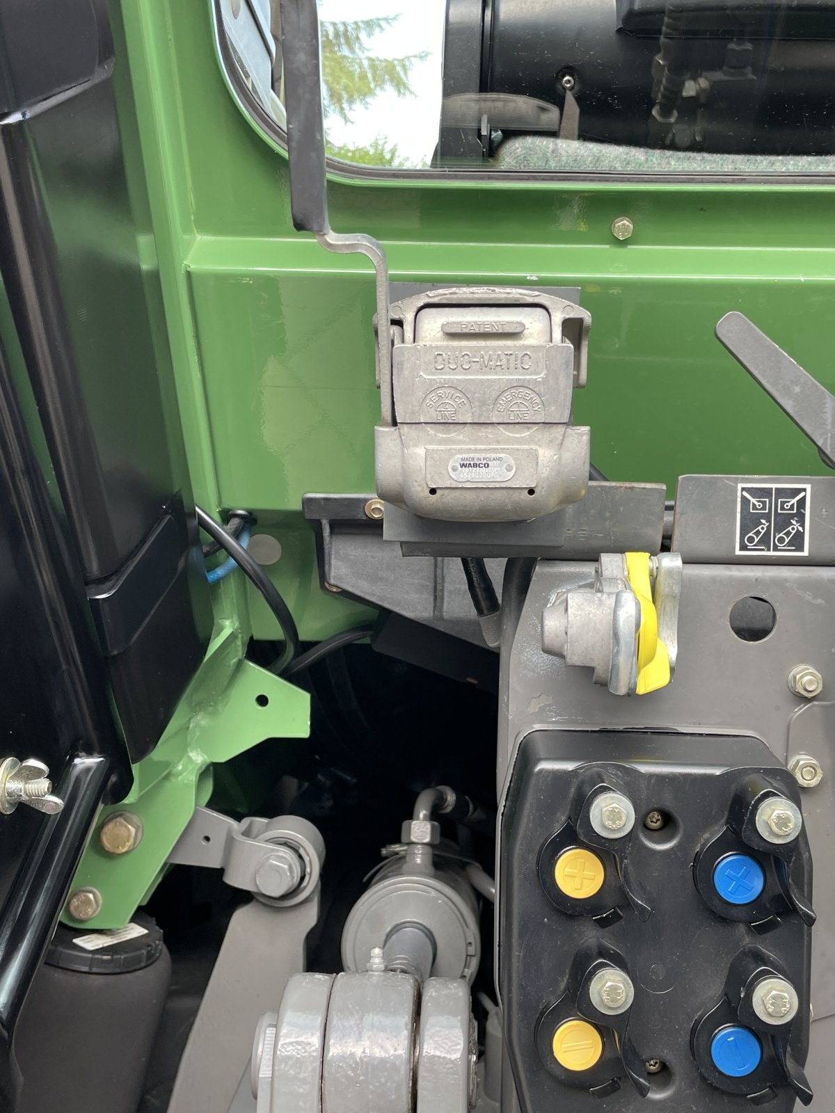 Traktor του τύπου Fendt 415 Vario TMS, Gebrauchtmaschine σε Freudenberg (Φωτογραφία 19)