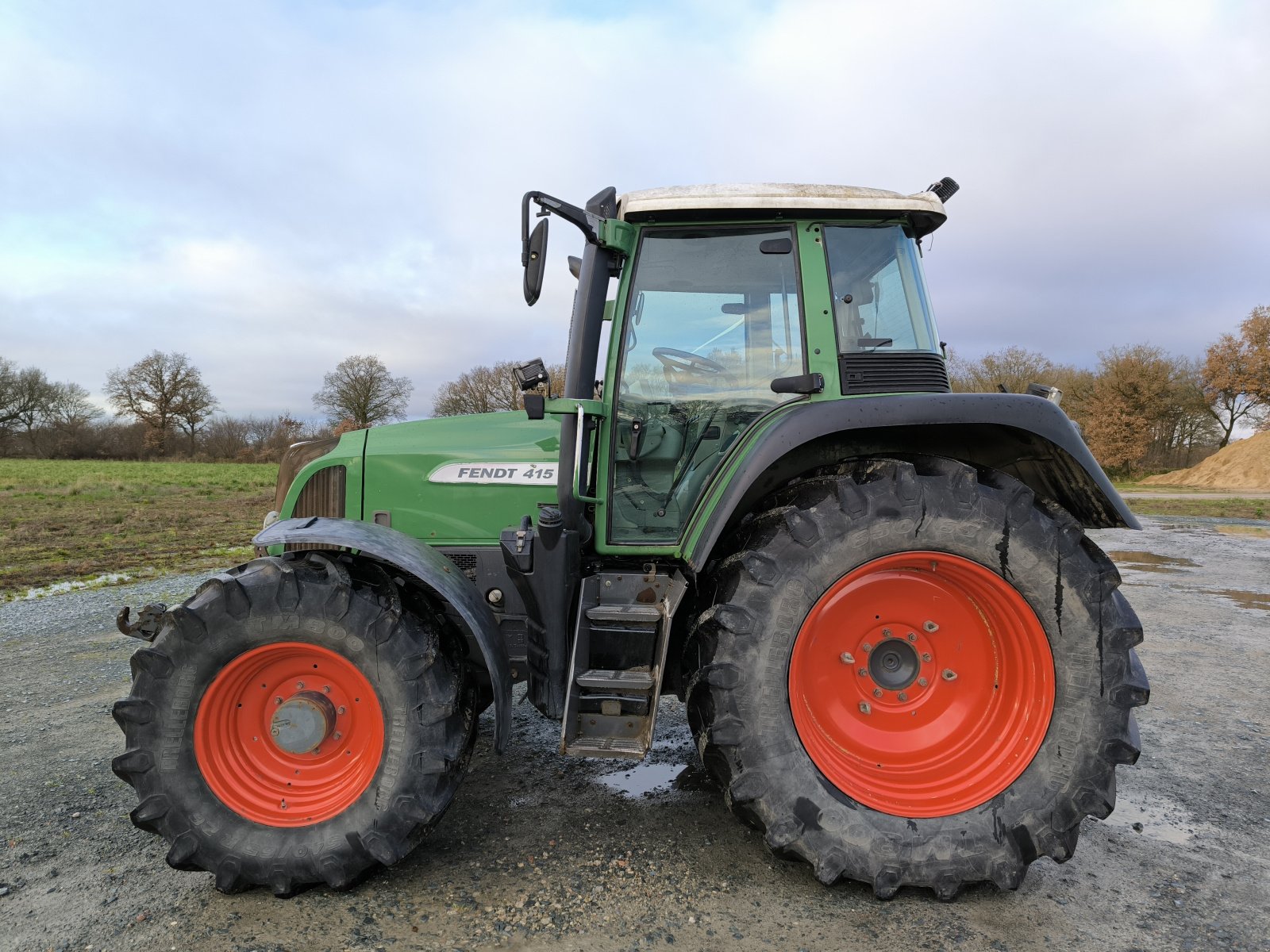 Traktor typu Fendt 415 Vario TMS, Gebrauchtmaschine w Süderhastedt (Zdjęcie 2)