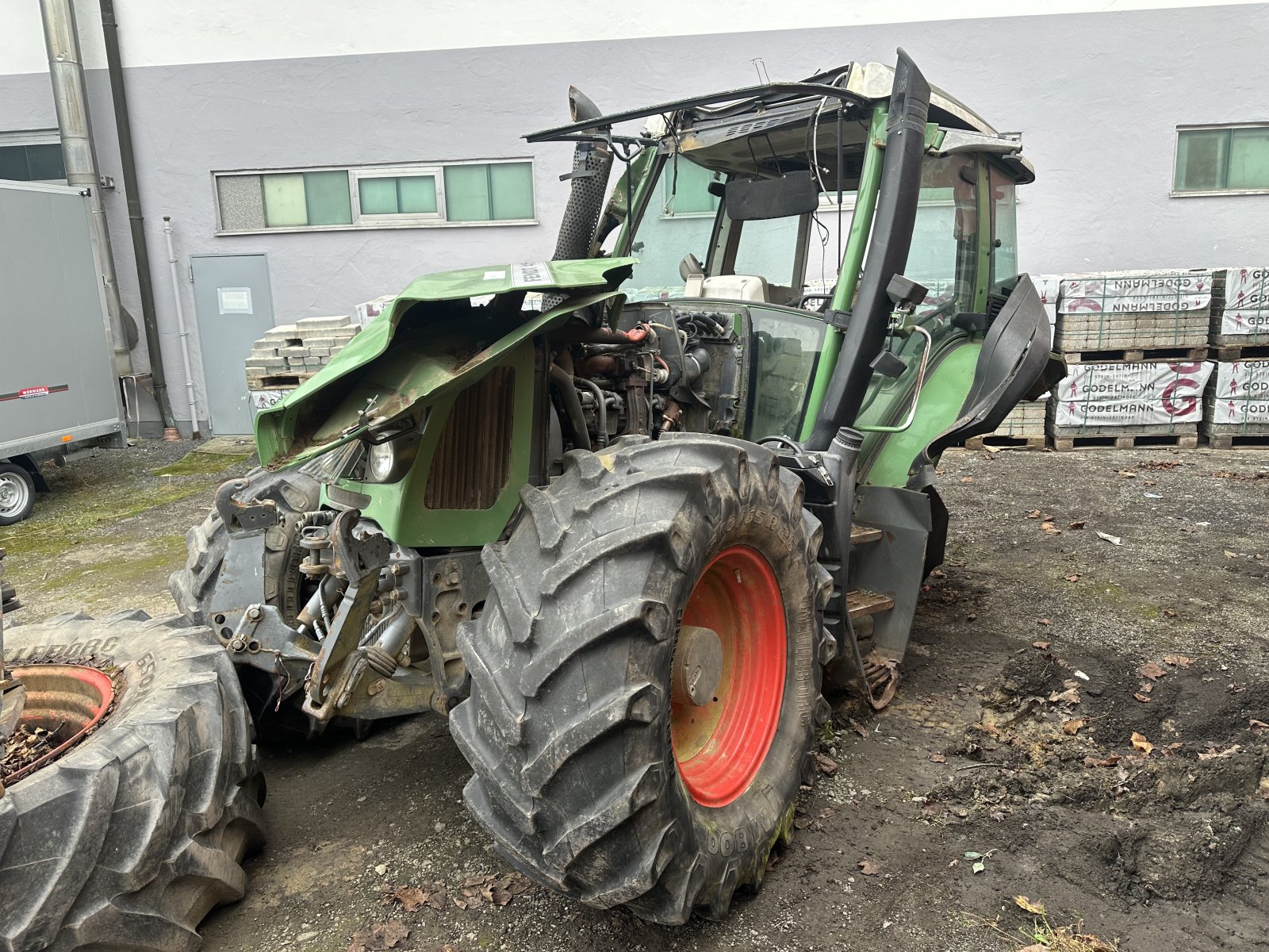 Traktor Türe ait Fendt 415 Vario Unfall, Gebrauchtmaschine içinde Neureichenau (resim 7)