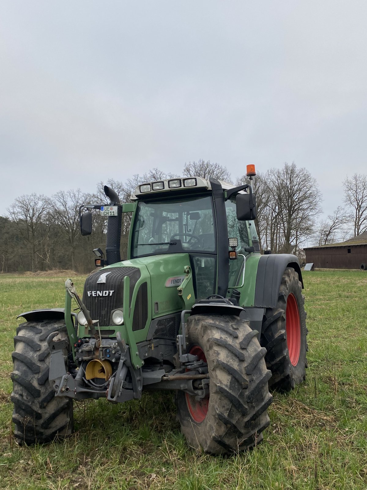 Traktor типа Fendt 415 Vario, Gebrauchtmaschine в Stoetze (Фотография 1)