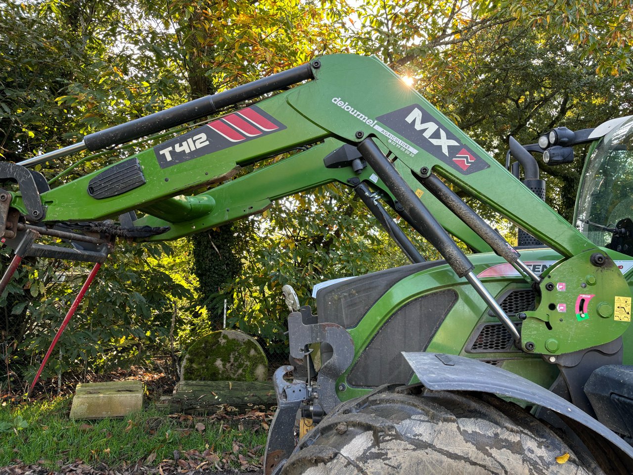 Traktor za tip Fendt 512 VARIO POWER, Gebrauchtmaschine u Combourg (Slika 9)