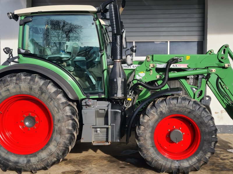 Traktor от тип Fendt 512 Vario Profi, Gebrauchtmaschine в Brunnen (Снимка 1)