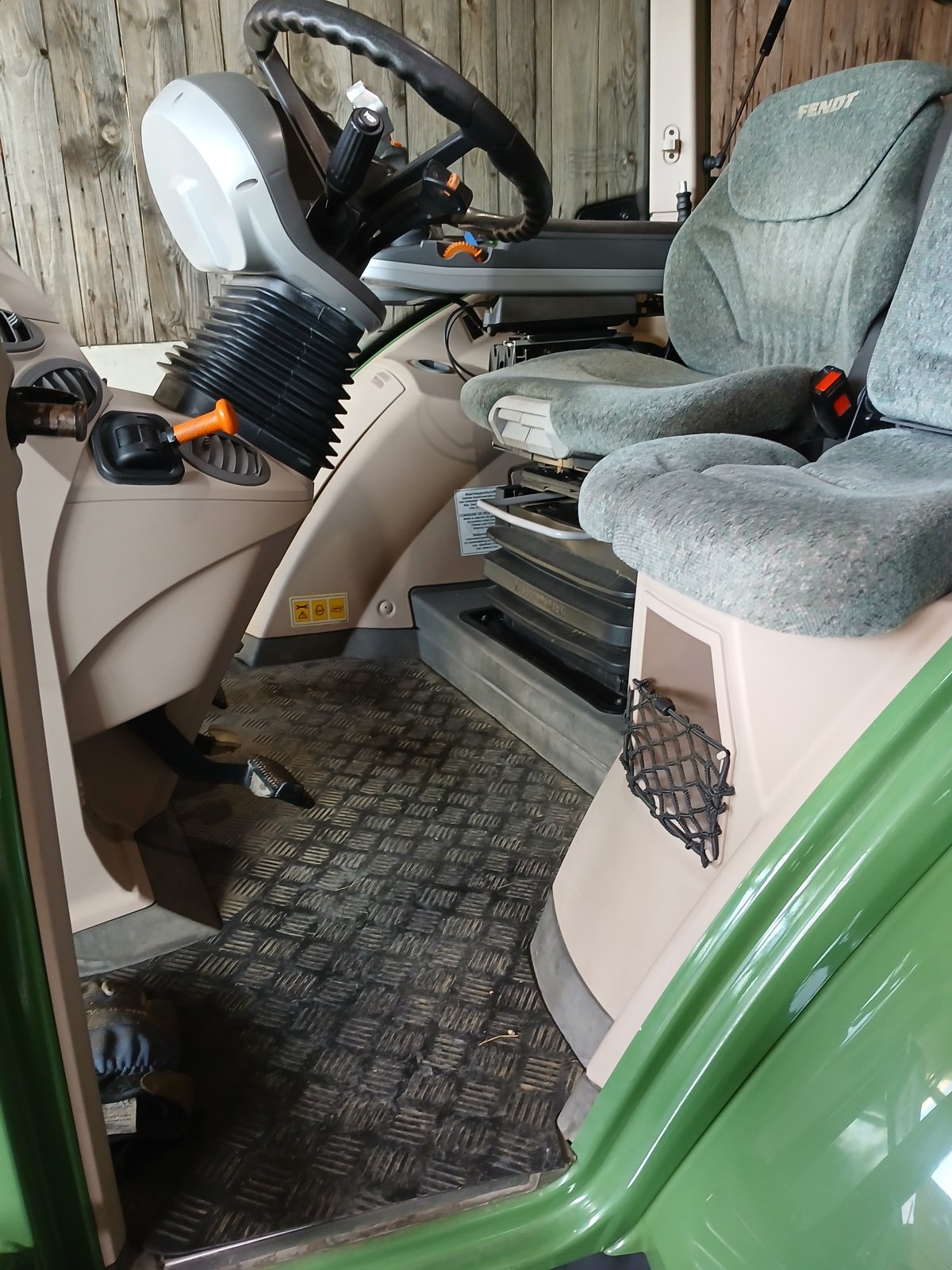 Traktor des Typs Fendt 512 Vario ProfiPlus, Gebrauchtmaschine in Dechantskirchen (Bild 2)