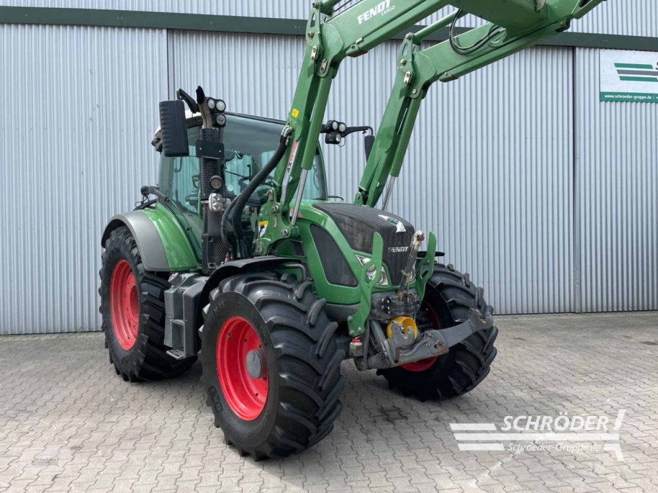 Traktor des Typs Fendt 512 VARIO SCR PROFI, Gebrauchtmaschine in Wildeshausen (Bild 1)