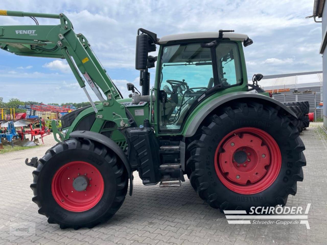 Traktor des Typs Fendt 512 VARIO SCR PROFI, Gebrauchtmaschine in Wildeshausen (Bild 4)