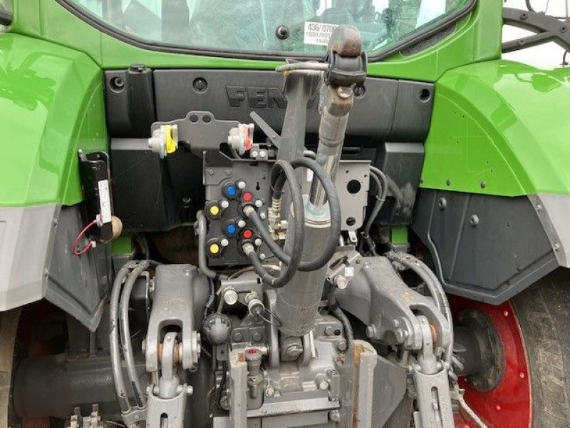 Traktor del tipo Fendt 513 POWER, Gebrauchtmaschine en POUSSAY (Imagen 6)