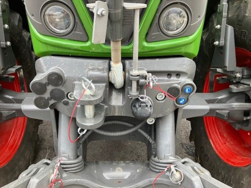 Traktor of the type Fendt 514 ONE POWER SETTING 2, Gebrauchtmaschine in POUSSAY (Picture 9)