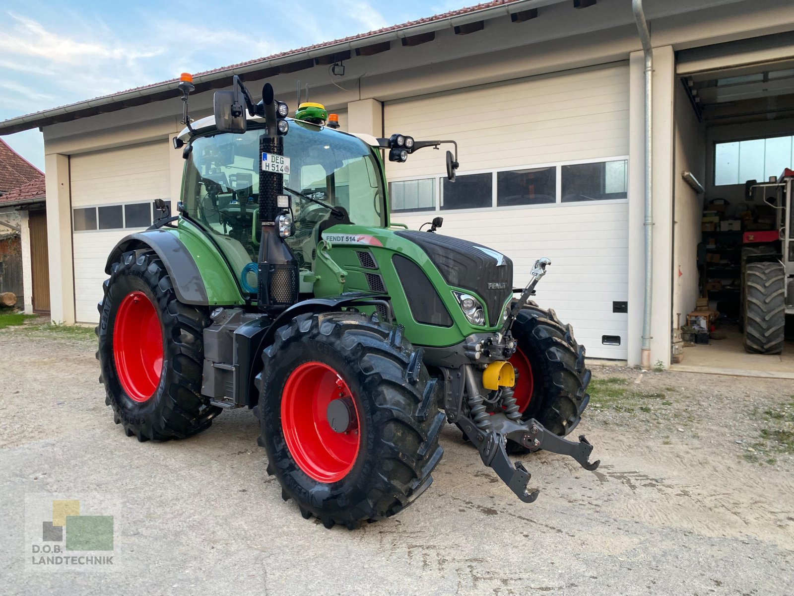 Traktor van het type Fendt 514 Vario Profi, Gebrauchtmaschine in Regensburg (Foto 10)