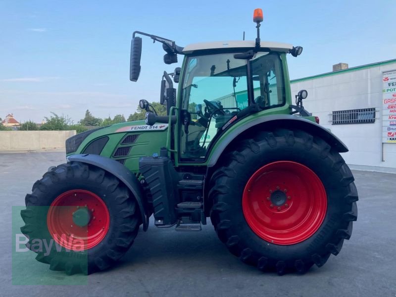 Traktor van het type Fendt 514 VARIO SCR PROFI PLUS, Gebrauchtmaschine in Eichendorf (Foto 2)