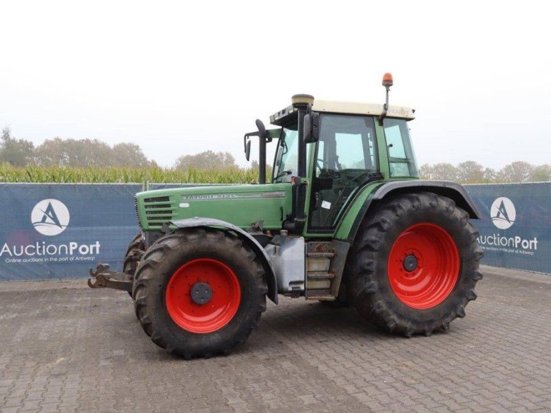 Traktor типа Fendt 515C, Gebrauchtmaschine в Antwerpen (Фотография 1)