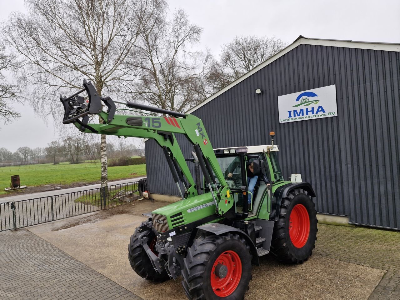 Traktor typu Fendt 515C, Gebrauchtmaschine w Daarle (Zdjęcie 1)