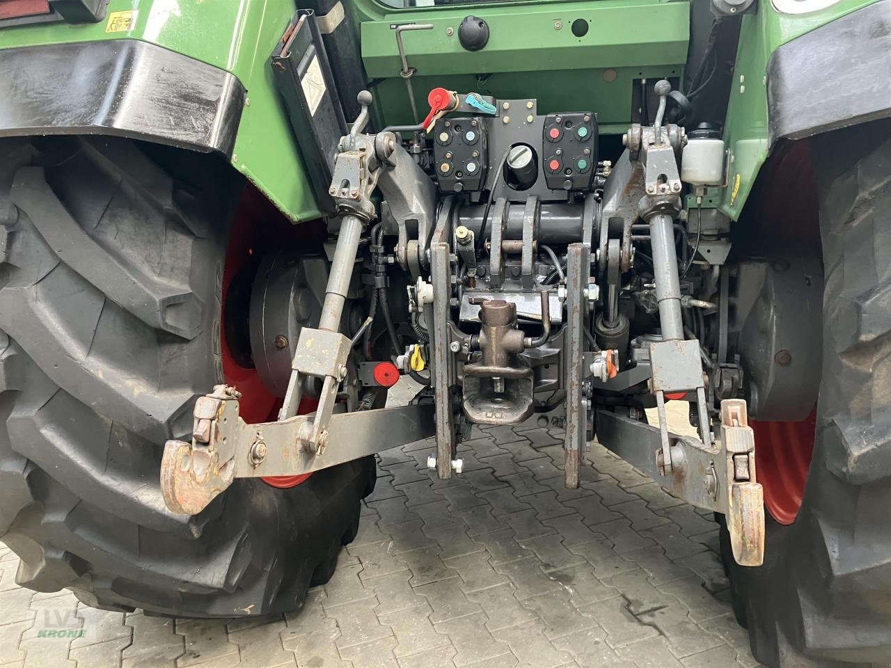 Traktor des Typs Fendt 515C, Gebrauchtmaschine in Spelle (Bild 8)