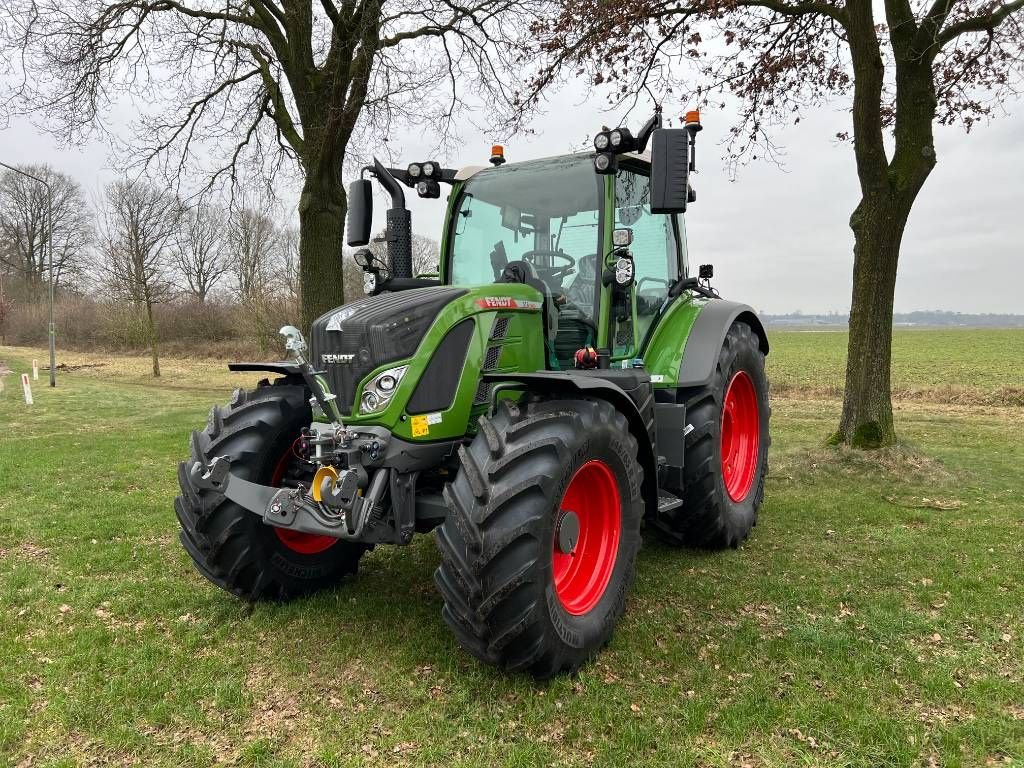 Traktor du type Fendt 516 Gen3 Profi+ S2, Neumaschine en Nijkerkerveen (Photo 1)