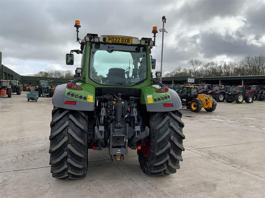 Traktor des Typs Fendt 516 Power Plus Front PTO. Front Lift. Vario. Luft bremser. Affjedret førerhus og foraksel. Ring til Ulrik på 40255544. Jeg snakker Jysk, tysk og engelsk., Gebrauchtmaschine in Kolding (Bild 2)