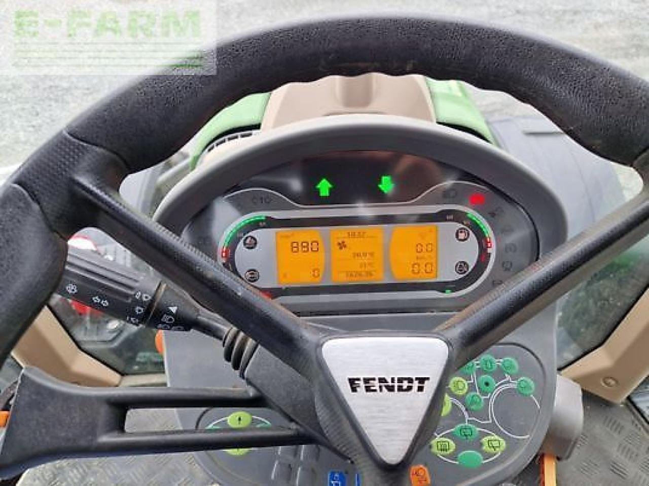 Traktor du type Fendt 516 profi plus s4, Gebrauchtmaschine en MONFERRAN (Photo 10)