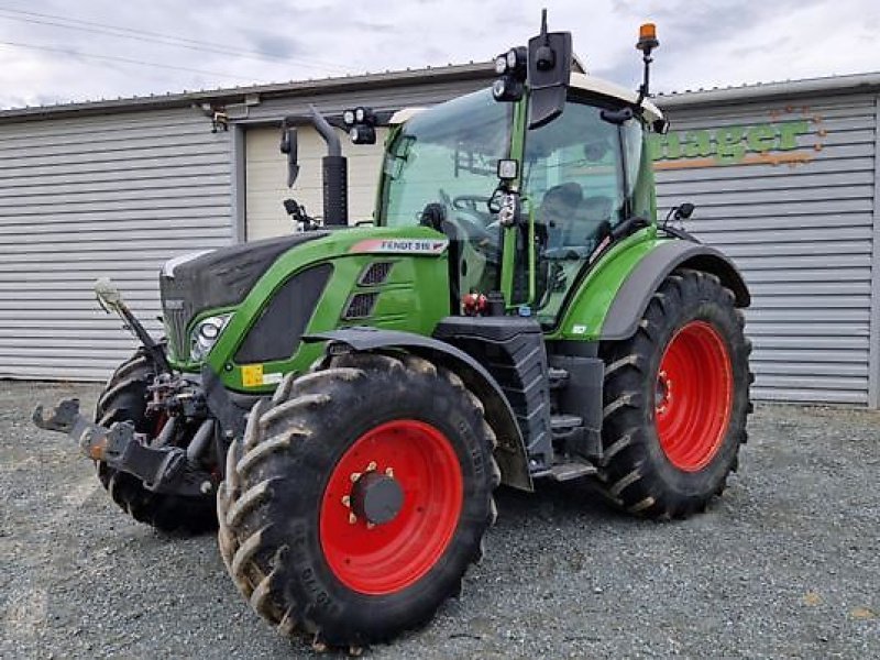 Traktor des Typs Fendt 516 PROFI PLUS S4, Gebrauchtmaschine in PEYROLE (Bild 1)