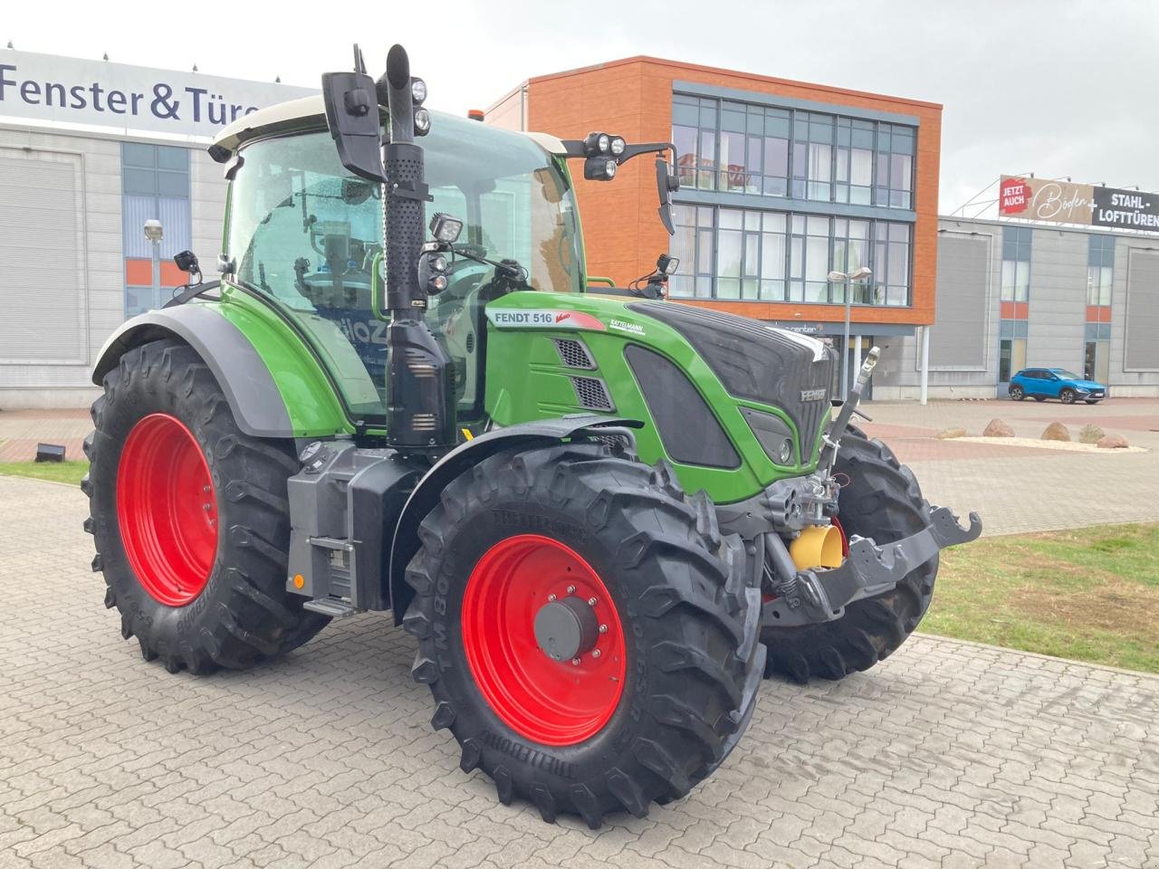 Traktor Türe ait Fendt 516 S4 Vario Power, Gebrauchtmaschine içinde Stuhr (resim 3)