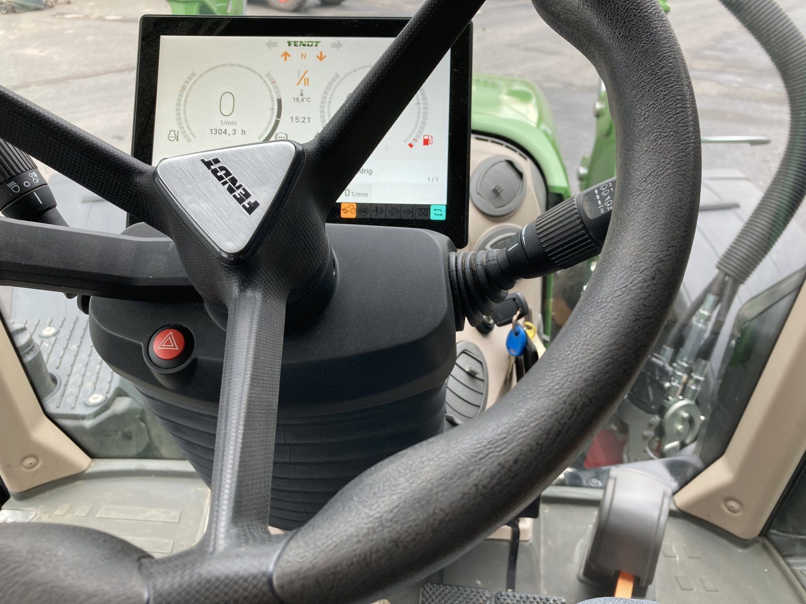 Traktor des Typs Fendt 516 Vario Gen 3 Profi Plus RTK Frontlader, Gebrauchtmaschine in Wülfershausen an der Saale (Bild 17)