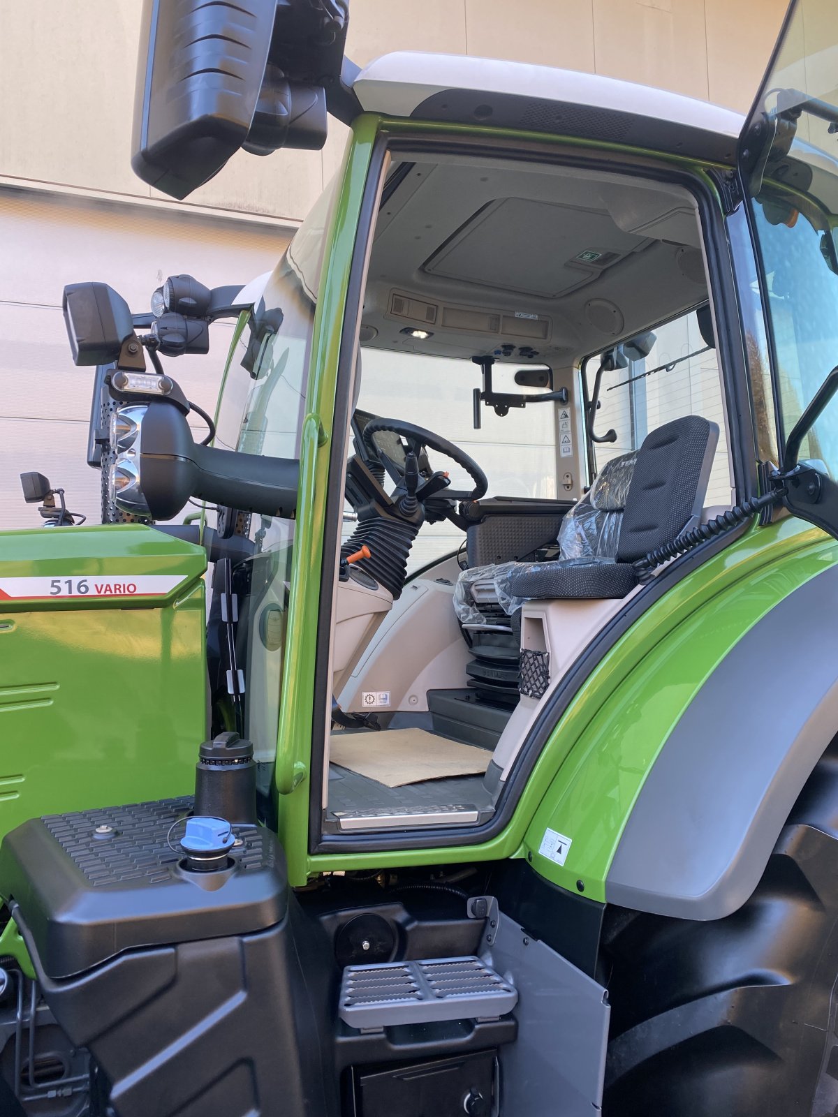 Traktor типа Fendt 516 Vario Gen.3 Profi+ Setting2 mit RTK, Infotainment, 158 Ltr., Gebrauchtmaschine в Weigendorf (Фотография 2)