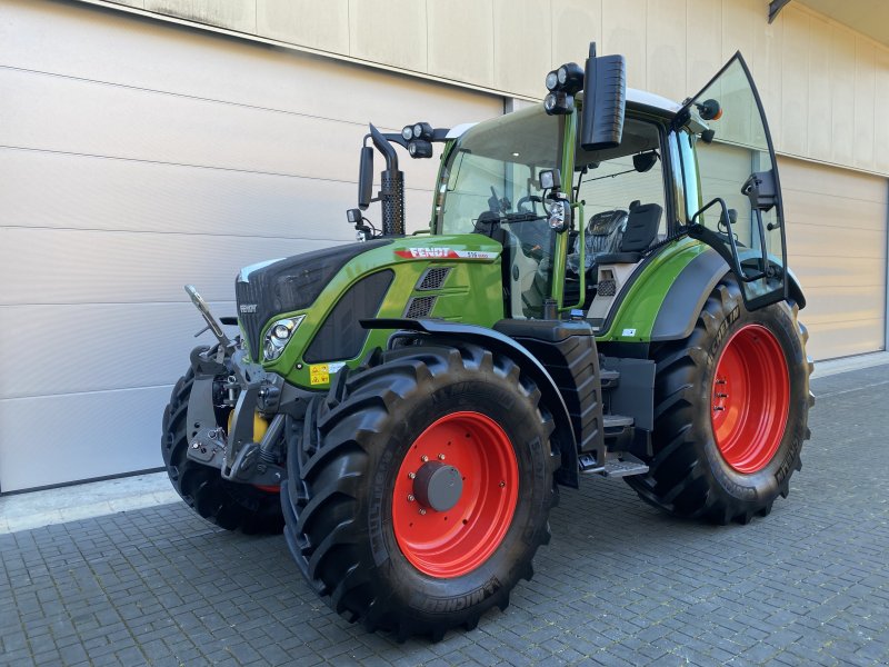 Traktor of the type Fendt 516 Vario Gen.3 Profi+ Setting2 mit RTK, Infotainment, 158 Ltr., Gebrauchtmaschine in Weigendorf (Picture 1)