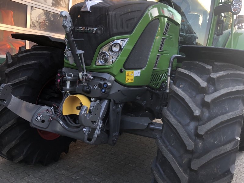 Traktor typu Fendt 516 Vario Gen.3 Profi+ Setting2 mit RTK, Neumaschine v Weigendorf