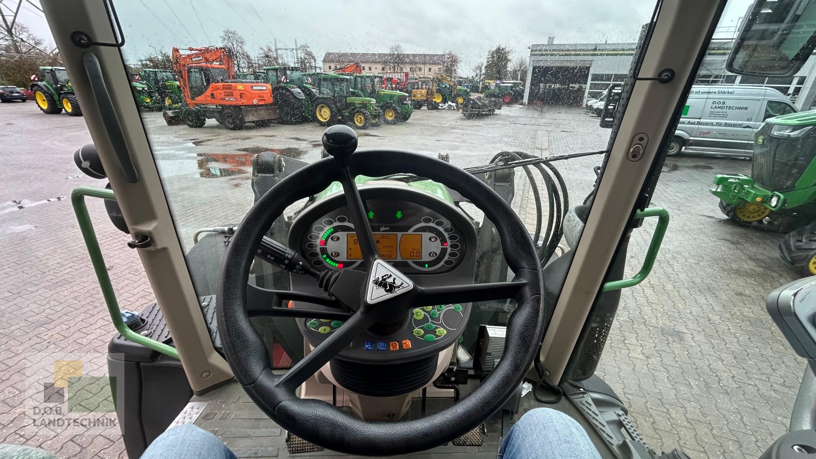 Traktor typu Fendt 516 Vario Lenksystemvorbereitung, Gebrauchtmaschine v Regensburg (Obrázok 23)