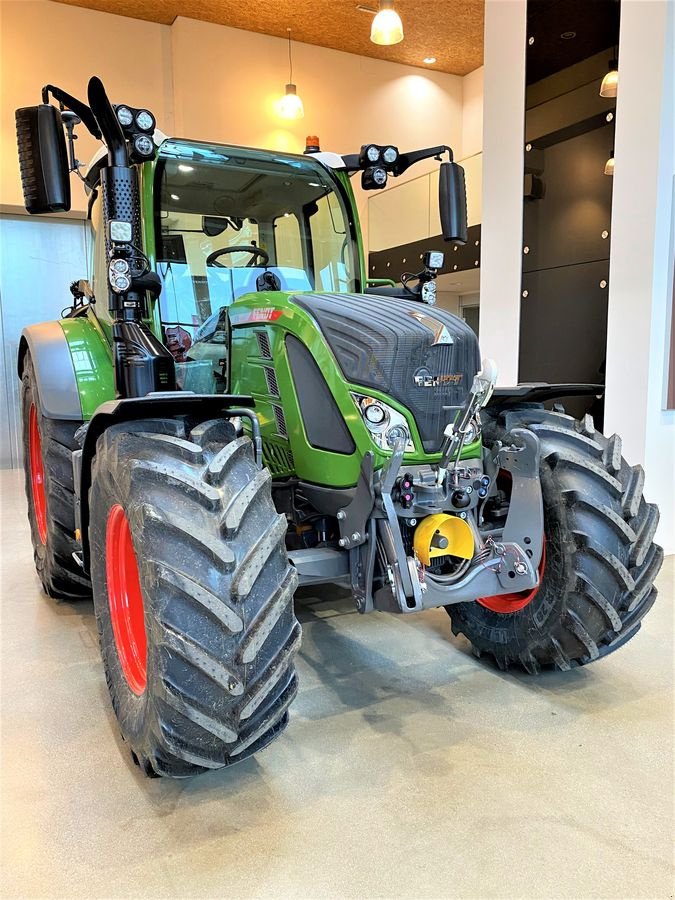 Traktor des Typs Fendt 516 Vario (MY21), Neumaschine in Wallern (Bild 4)