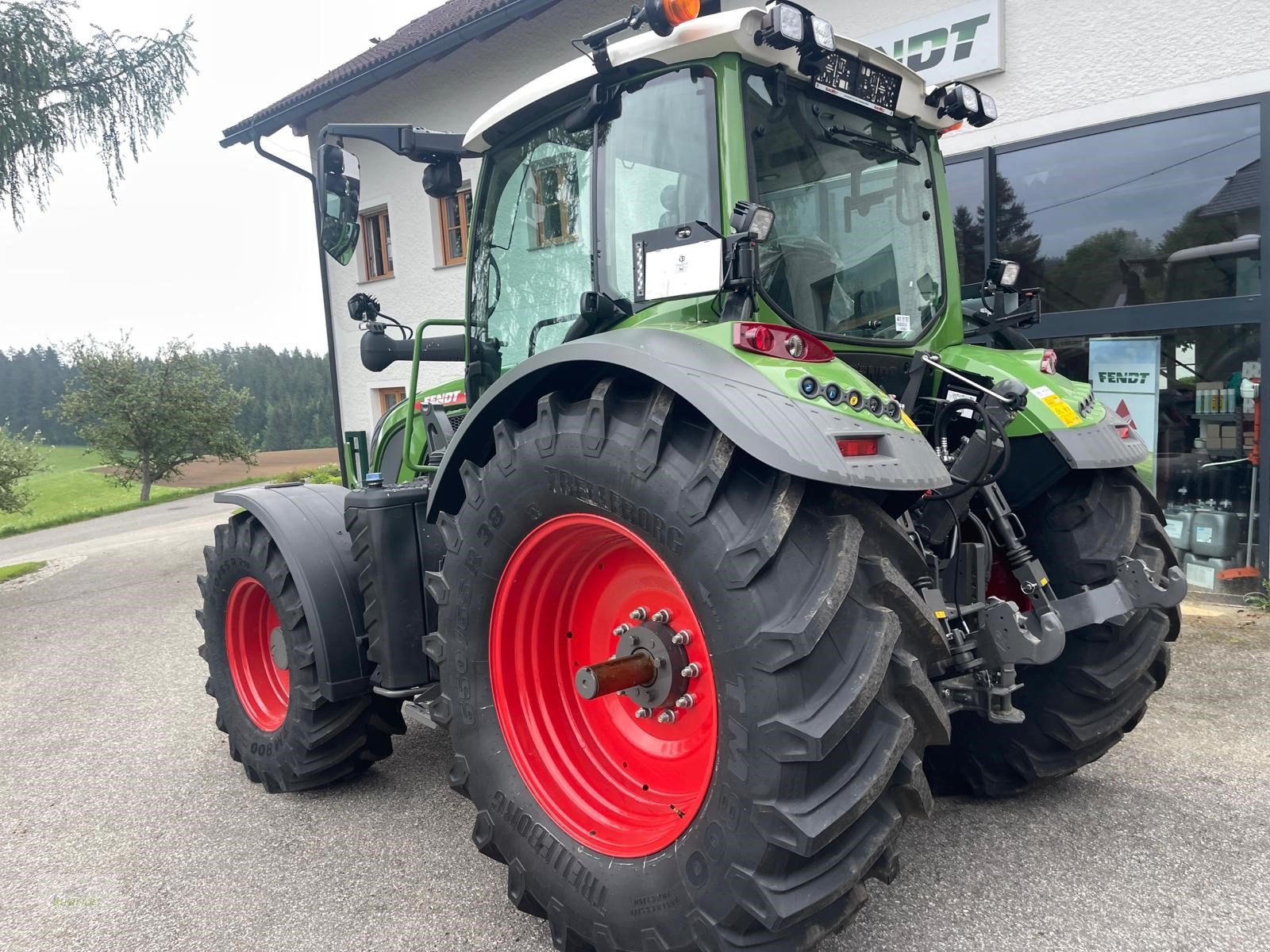 Traktor of the type Fendt 516 Vario PowerPlus, Neumaschine in Bad Leonfelden (Picture 14)