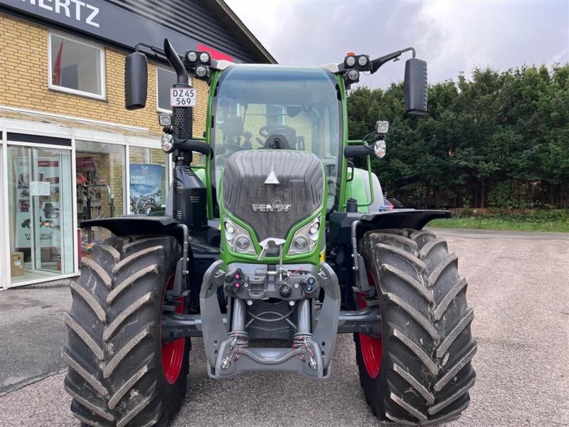 Traktor of the type Fendt 516 Vario Profi Plus kun kørt 75 timer, Gebrauchtmaschine in Sakskøbing (Picture 1)