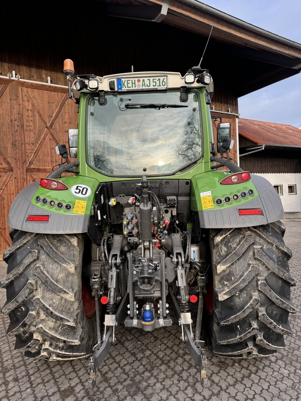 Traktor des Typs Fendt 516 Vario Profi Plus S4, Gebrauchtmaschine in Kelheim (Bild 10)