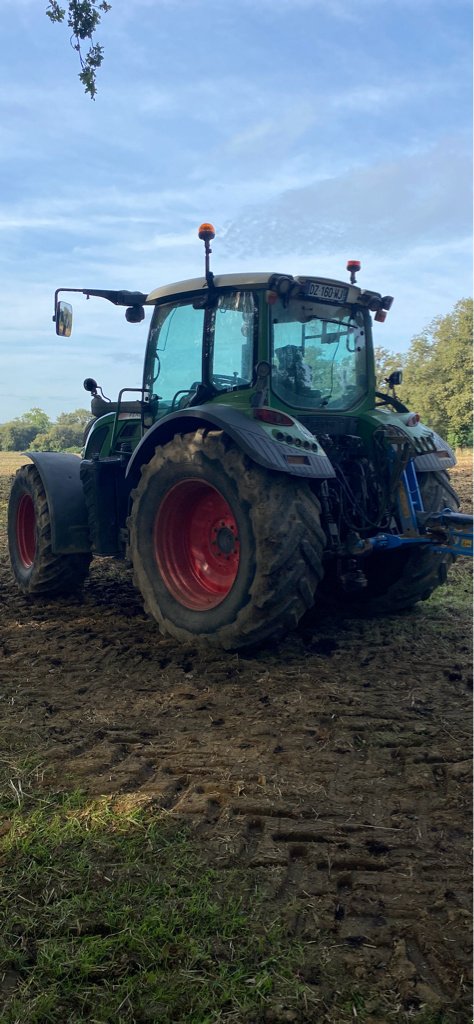 Traktor des Typs Fendt 516 VARIO PROFI, Gebrauchtmaschine in UZERCHE (Bild 4)