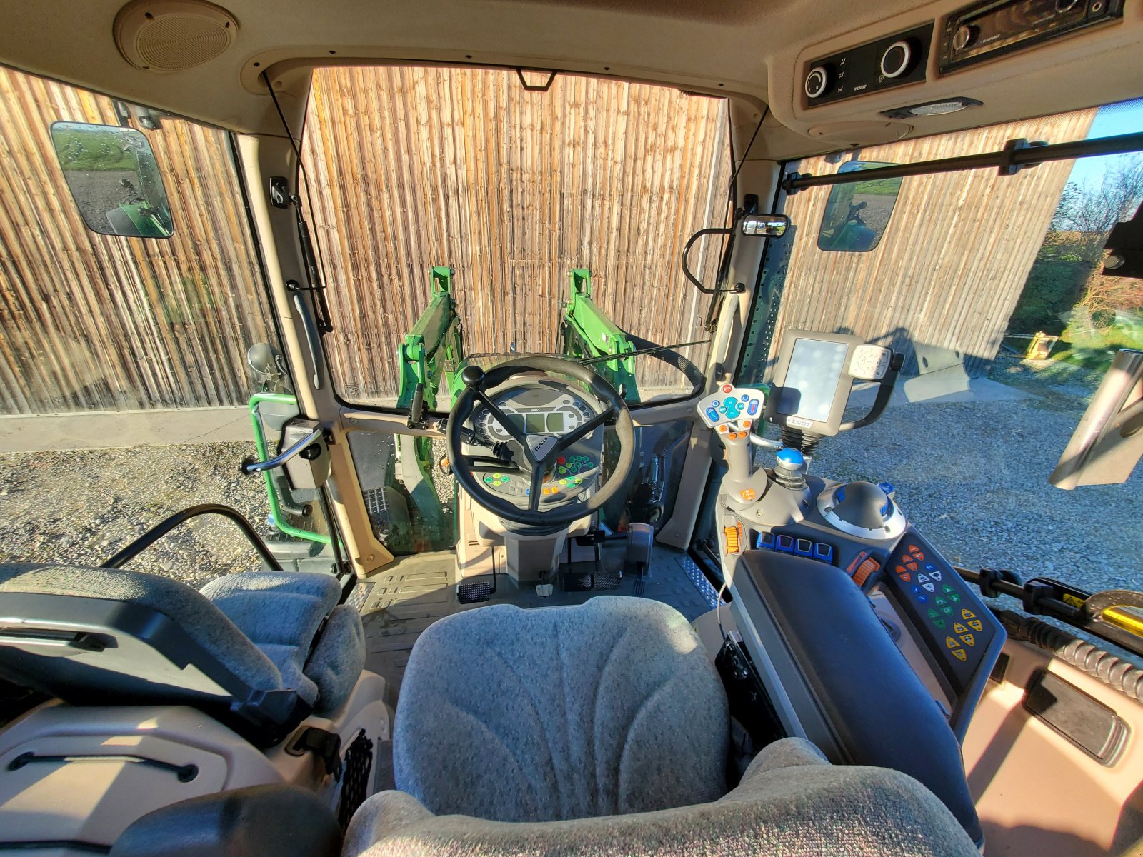 Traktor van het type Fendt 516 Vario Profi, Gebrauchtmaschine in Langerringen (Foto 2)