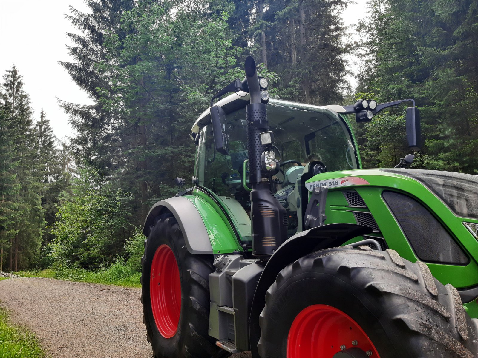 Traktor Türe ait Fendt 516 Vario ProfiPlus, Gebrauchtmaschine içinde Böbrach (resim 8)