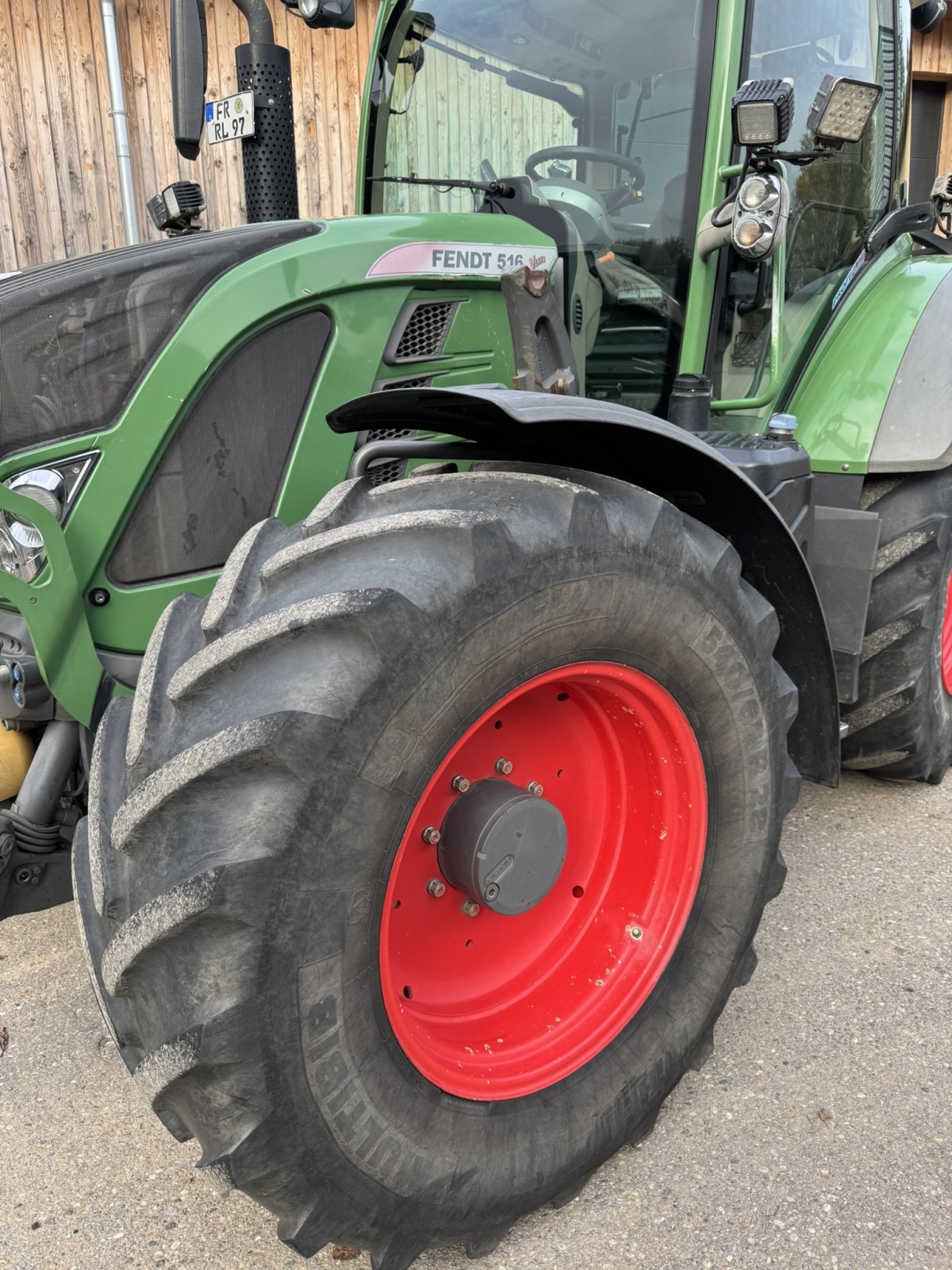 Traktor typu Fendt 516 Vario ProfiPlus, Gebrauchtmaschine w Umkirch (Zdjęcie 5)