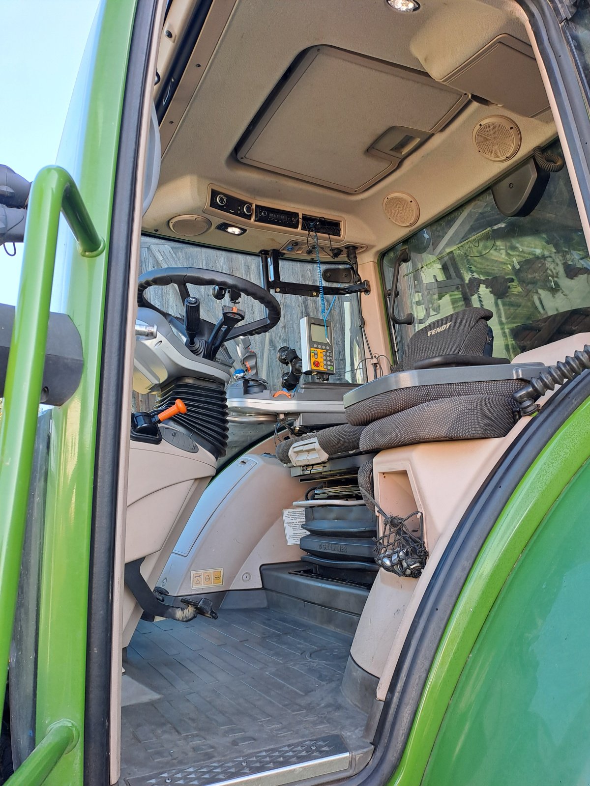 Traktor typu Fendt 516 Vario ProfiPlus, Gebrauchtmaschine w Zwickau (Zdjęcie 14)