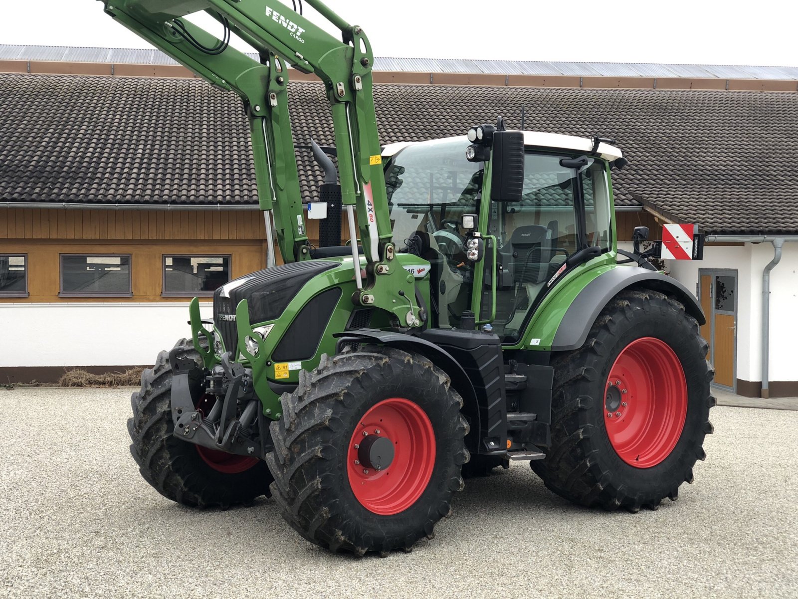 Traktor типа Fendt 516 Vario ProfiPlus, Gebrauchtmaschine в Gangkofen (Фотография 1)