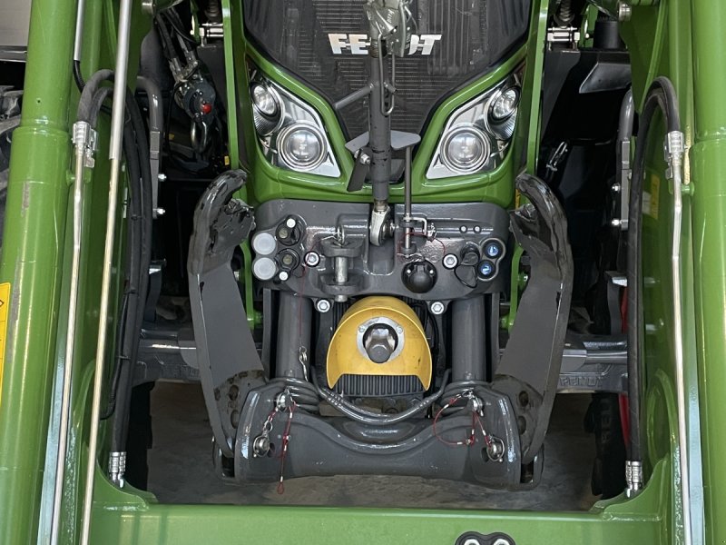 Traktor of the type Fendt 516 Vario ProfiPlus, Gebrauchtmaschine in Cham (Picture 1)