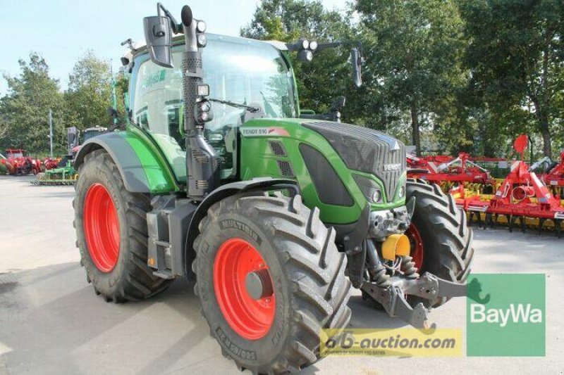 Traktor of the type Fendt 516 VARIO S4 POWER, Gebrauchtmaschine in Straubing (Picture 4)