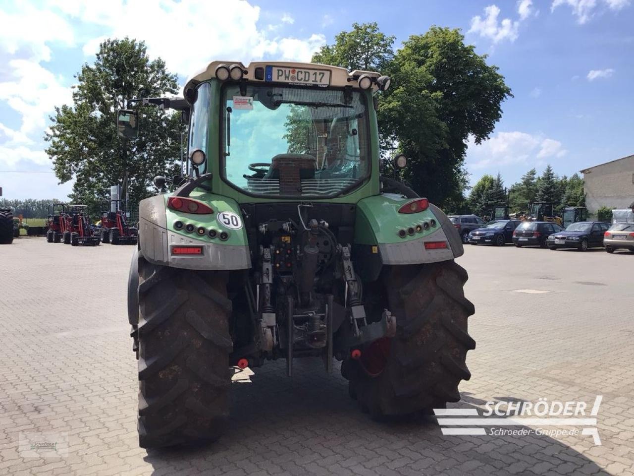 Traktor van het type Fendt 516 VARIO SCR PROFI, Gebrauchtmaschine in Friedland (Foto 7)