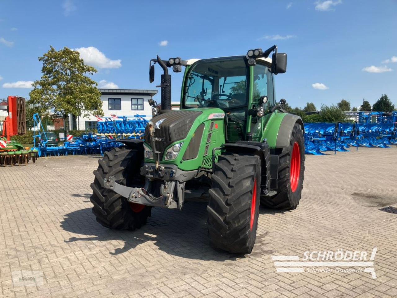 Traktor des Typs Fendt 516 VARIO SCR PROFI, Gebrauchtmaschine in Twistringen (Bild 1)