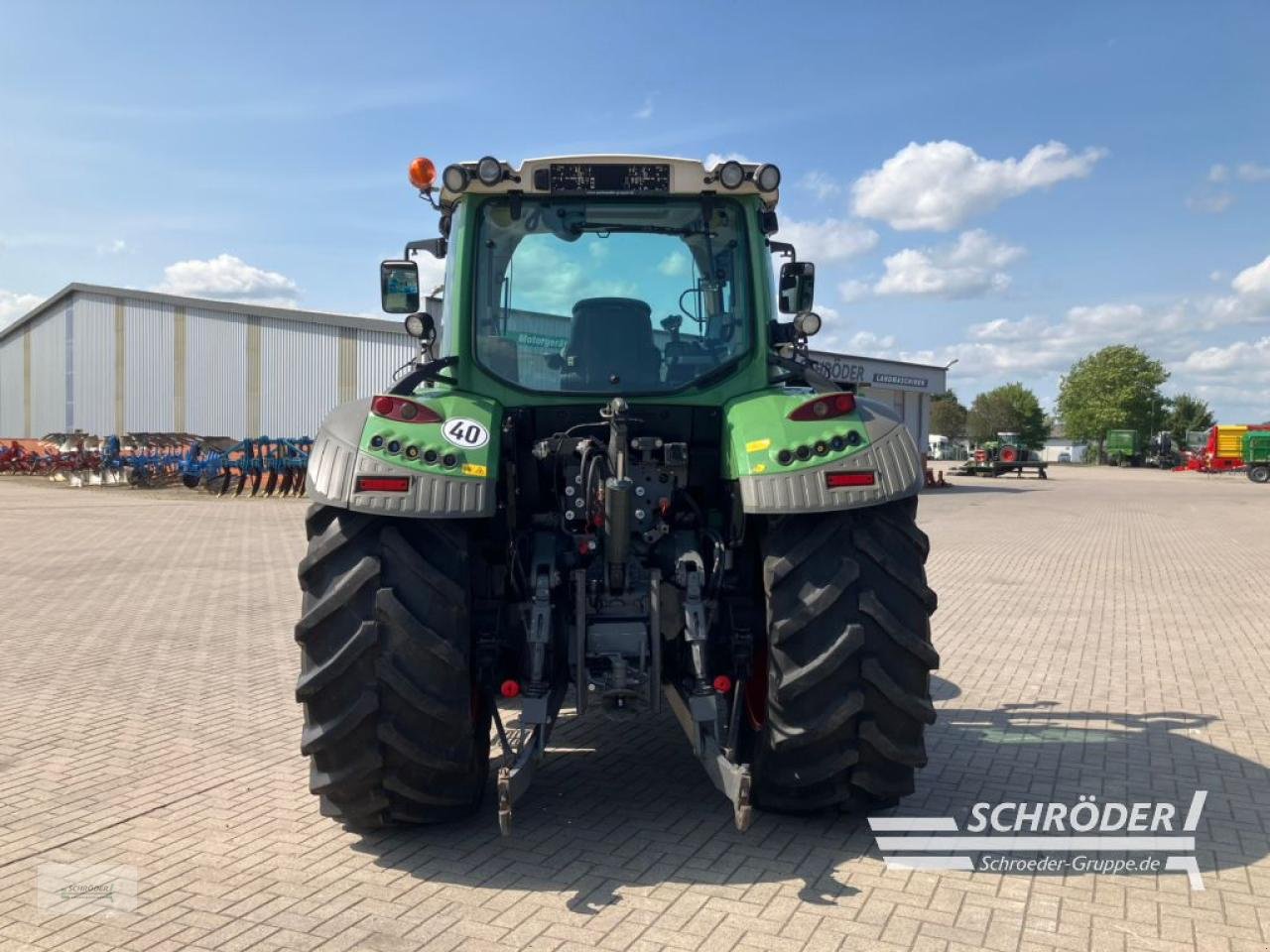 Traktor des Typs Fendt 516 VARIO SCR PROFI, Gebrauchtmaschine in Wildeshausen (Bild 3)