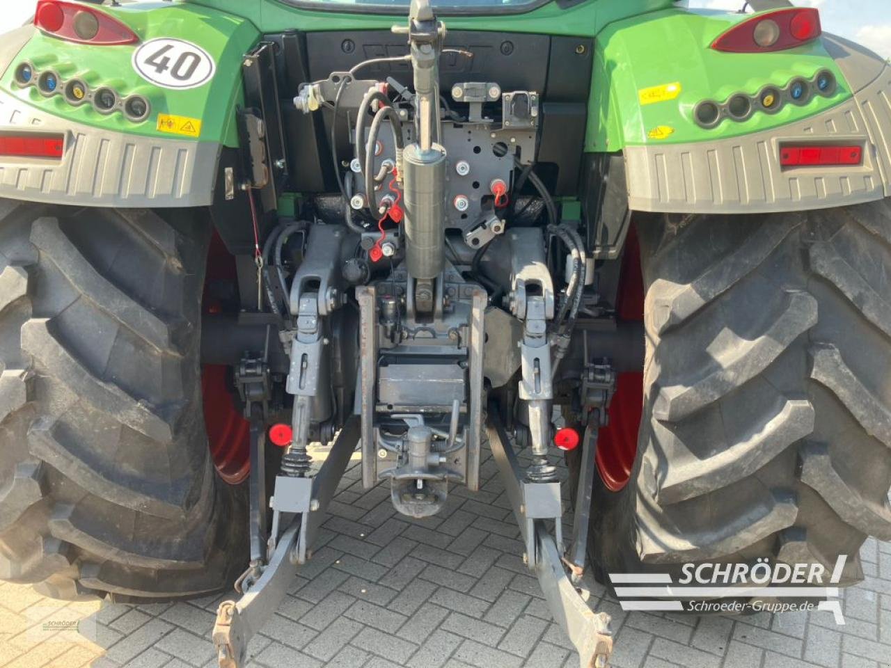 Traktor des Typs Fendt 516 VARIO SCR PROFI, Gebrauchtmaschine in Twistringen (Bild 7)