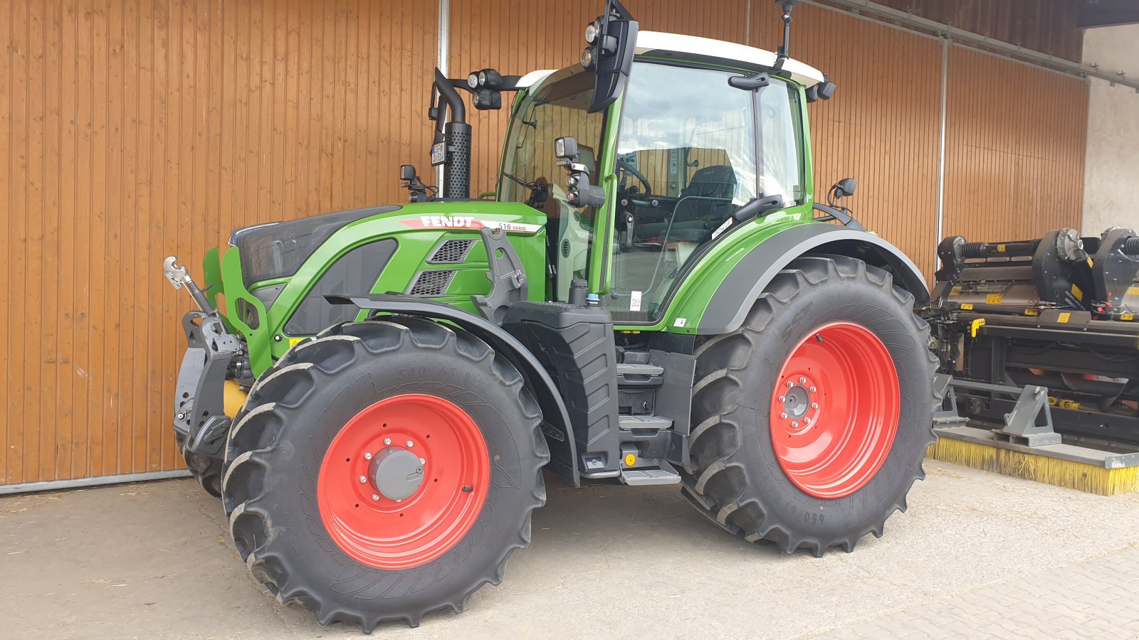 Traktor a típus Fendt 516 Vario, Gebrauchtmaschine ekkor: Niederviehbach (Kép 1)