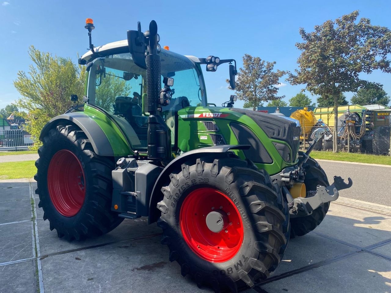 Traktor del tipo Fendt 516, Neumaschine en Joure (Imagen 1)