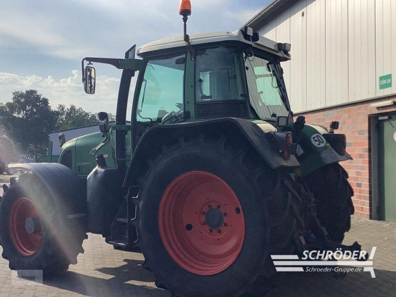 Traktor типа Fendt 711 VARIO TMS, Gebrauchtmaschine в Lastrup (Фотография 5)