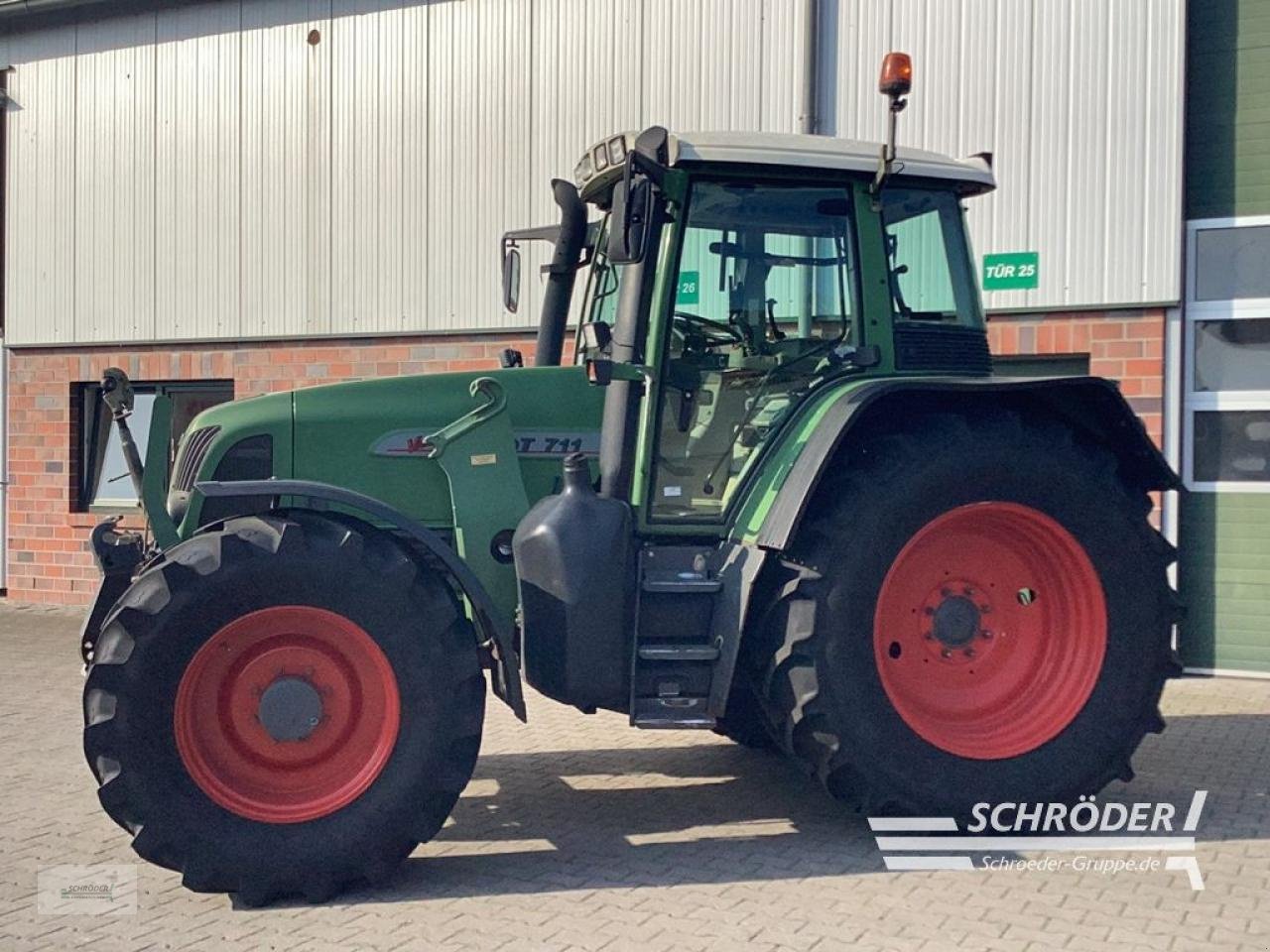 Traktor a típus Fendt 711 VARIO TMS, Gebrauchtmaschine ekkor: Lastrup (Kép 7)