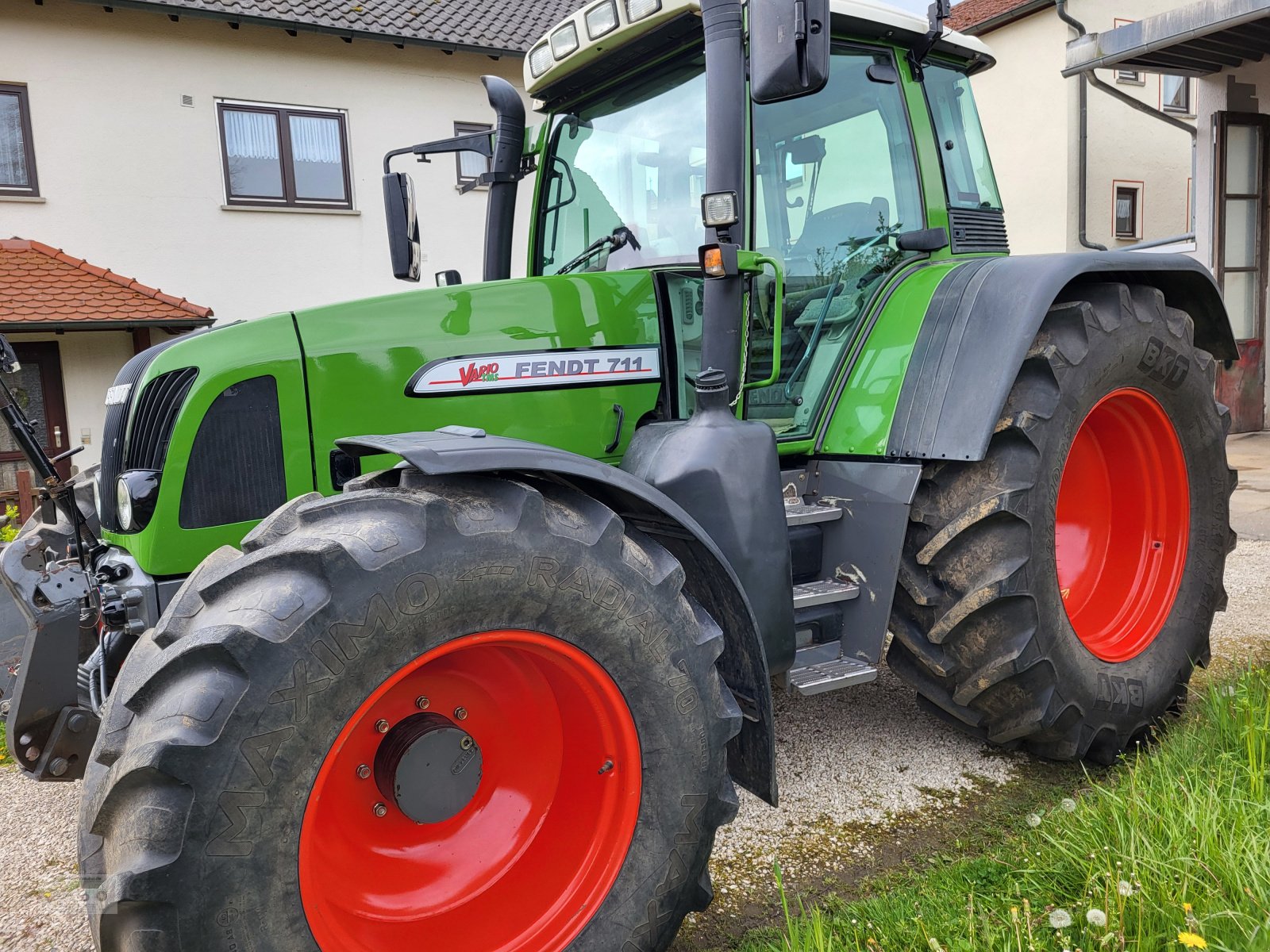 Traktor του τύπου Fendt 711 Vario, Gebrauchtmaschine σε Bühlerzell (Φωτογραφία 2)