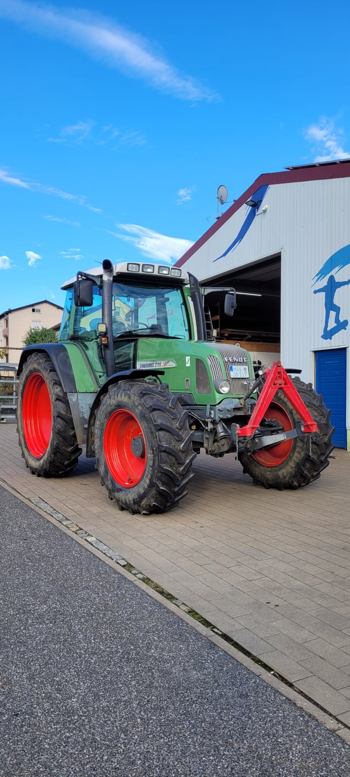 Traktor del tipo Fendt 711 Vario, Gebrauchtmaschine en Rauhenebrach (Imagen 2)