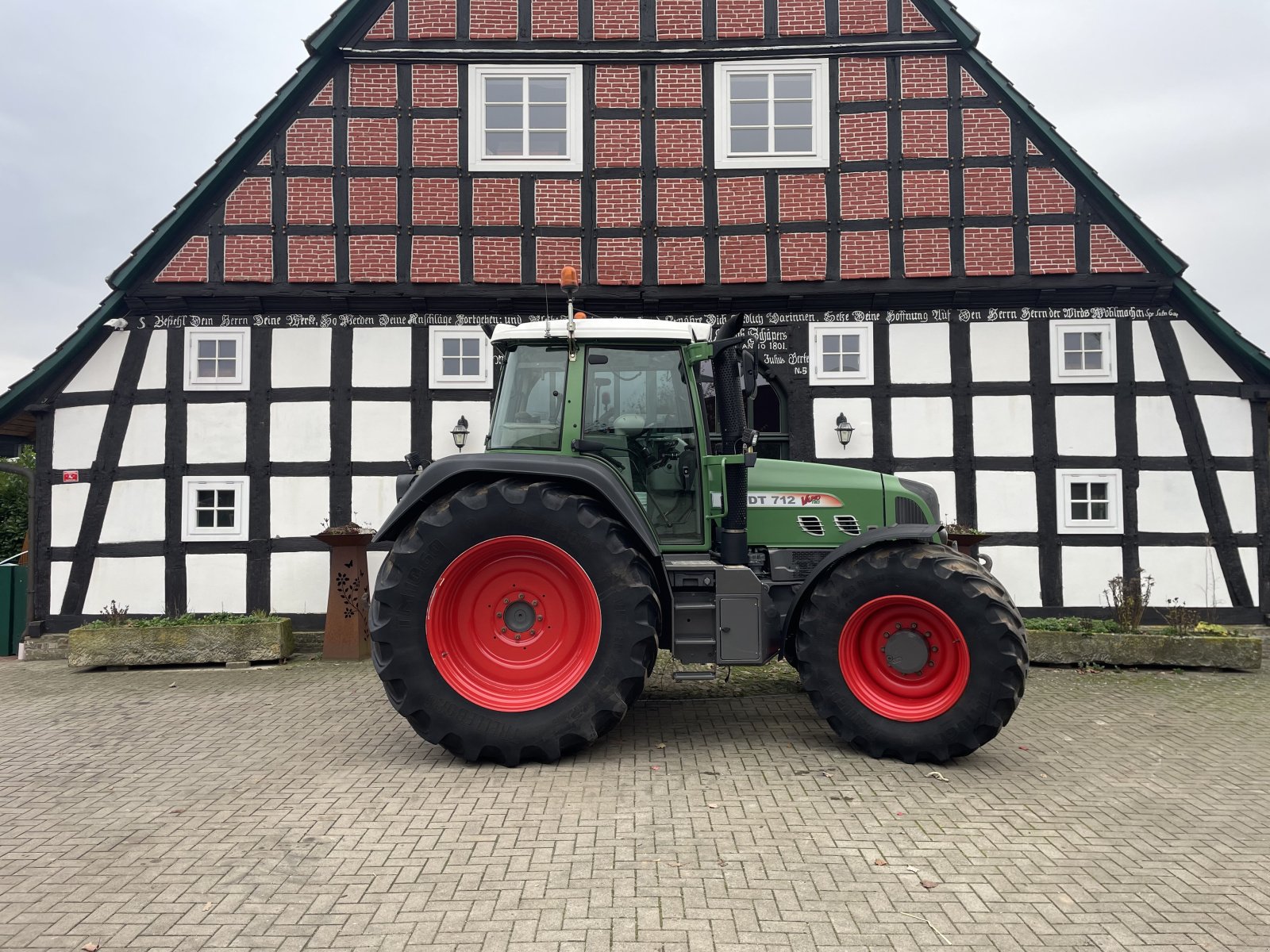 Traktor des Typs Fendt 712 Vario TMS, Gebrauchtmaschine in Hunteburg (Bild 7)