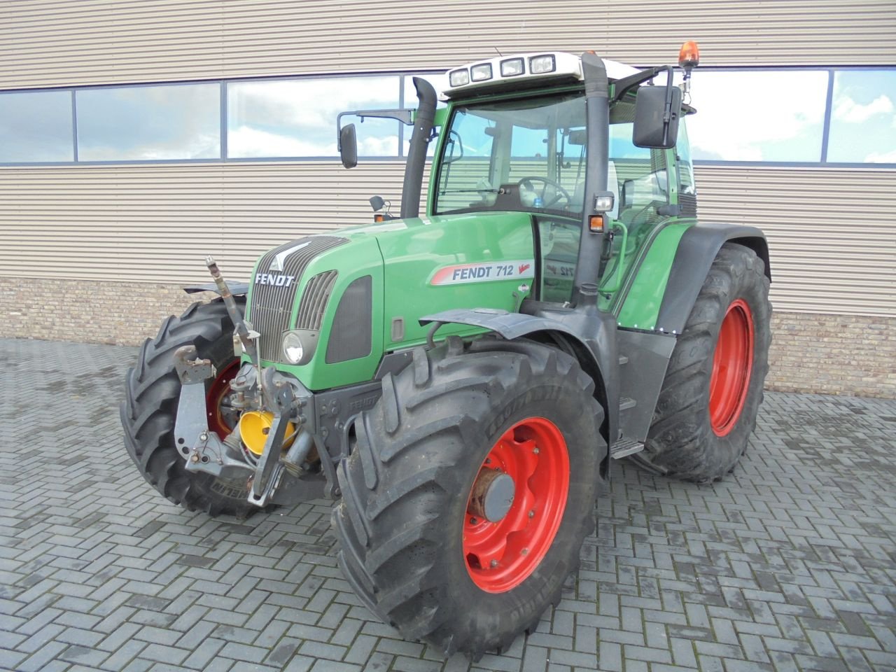 Traktor tipa Fendt 712 vario tms, Gebrauchtmaschine u Houten (Slika 1)